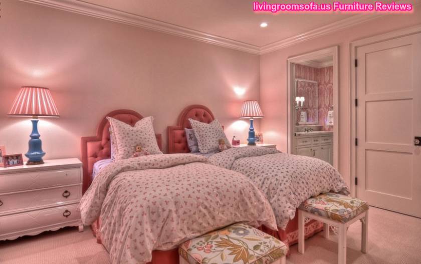 Twin Bedroom Sets For Girls Perfect Design With Desk Lamp